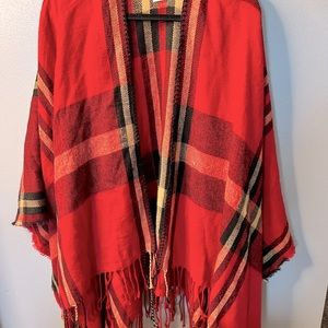 Women’s plaid poncho